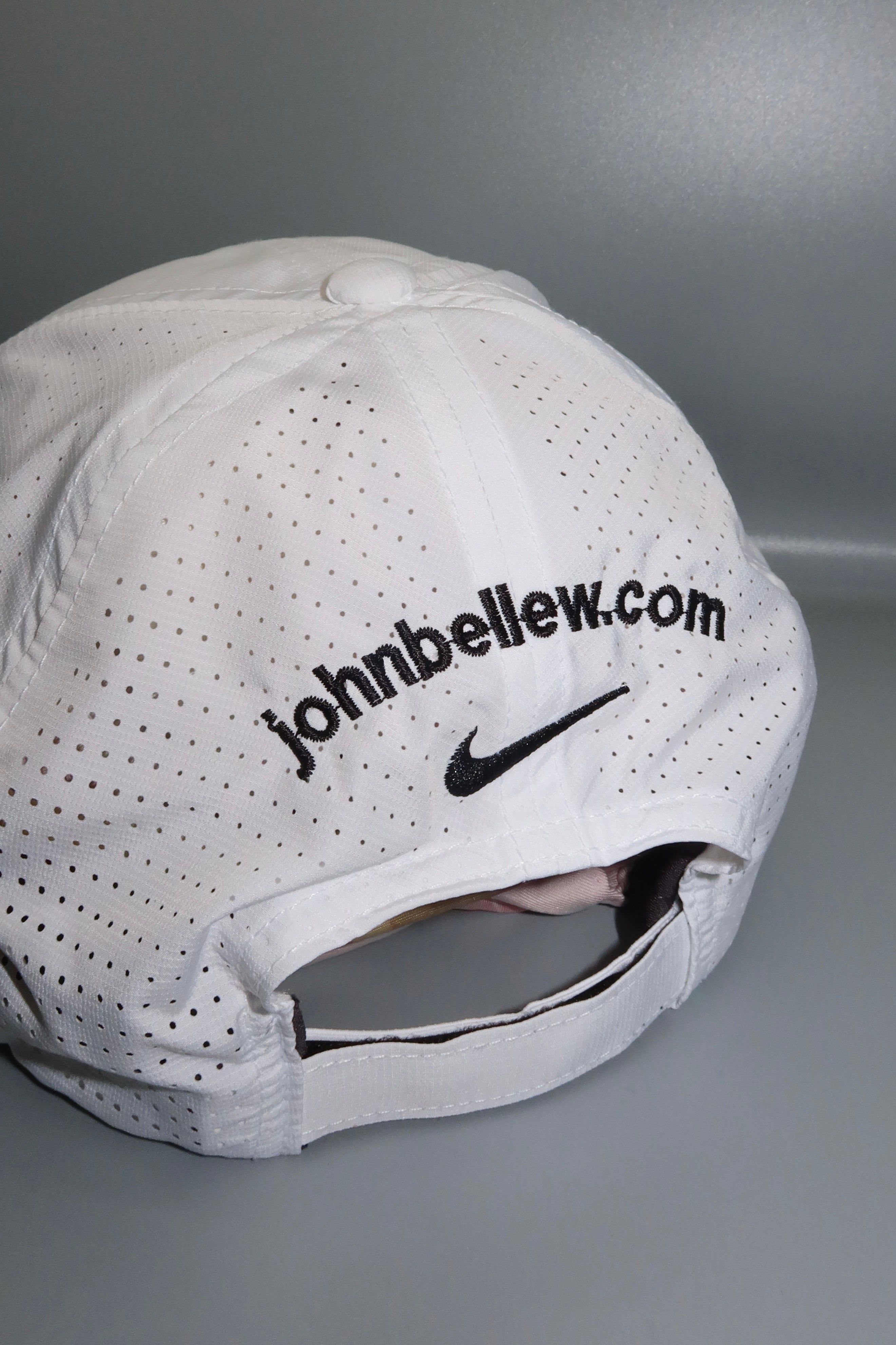 White nike 2024 golf hat